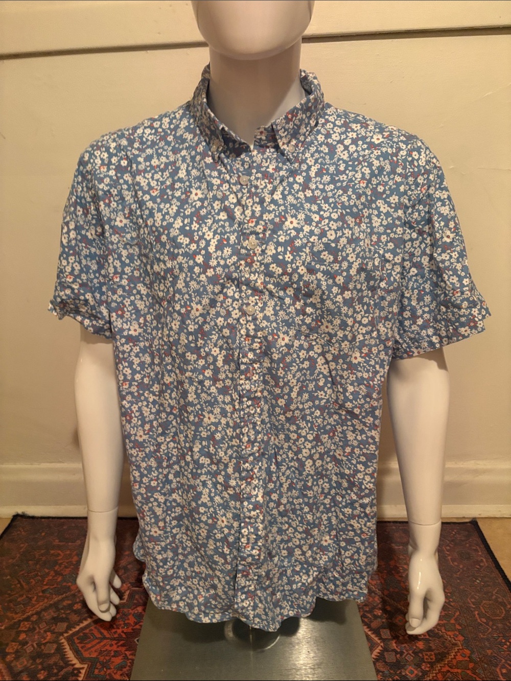 Casual Blue Floral Short-Sleeve Button-Down Shirt